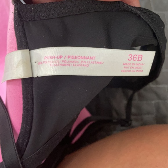 Pink bra - Picture 4 of 4